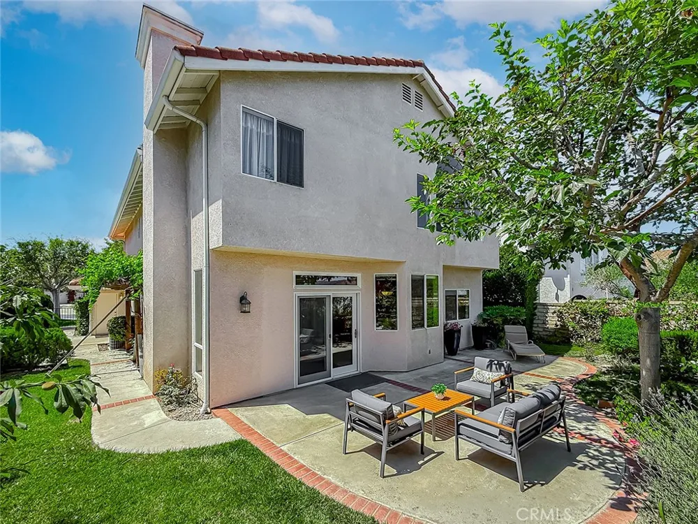 1739 Amarelle Newbury Park, CA 91320