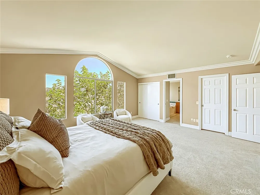 1739 Amarelle Newbury Park, CA 91320