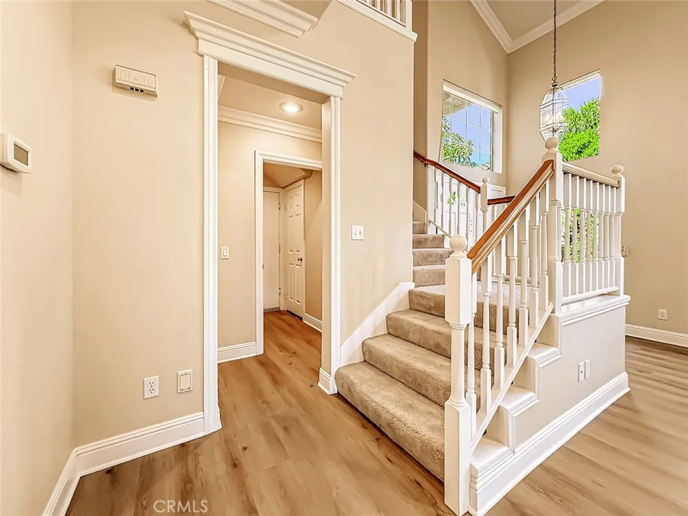 1739 Amarelle Newbury Park, CA 91320