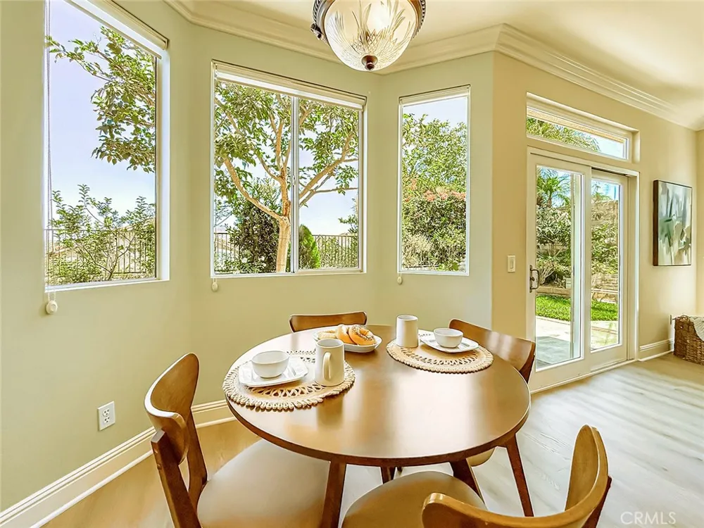 1739 Amarelle Newbury Park, CA 91320