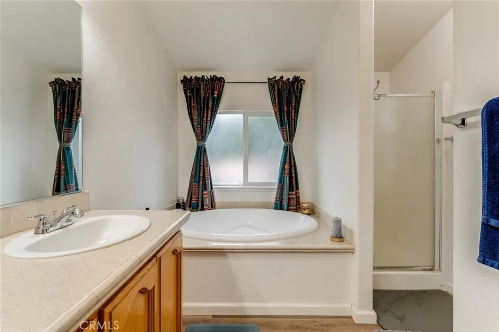 51 Quinta Court Paso Robles, CA 93446