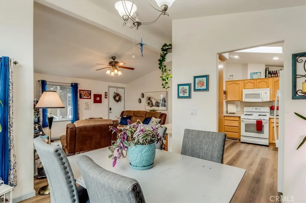 51 Quinta Court Paso Robles, CA 93446