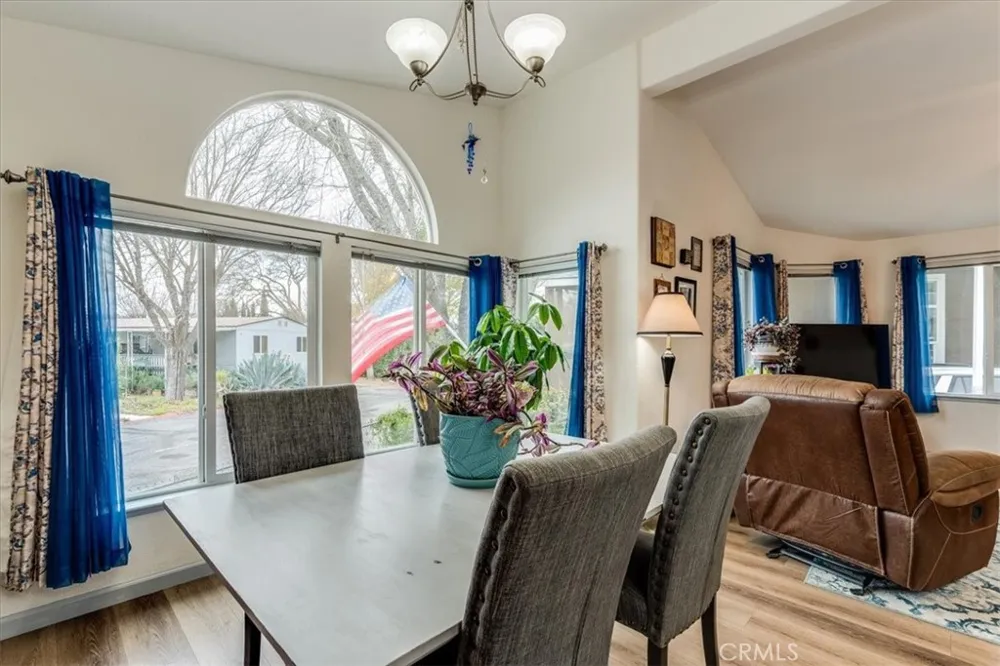 51 Quinta Court Paso Robles, CA 93446