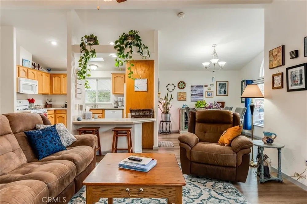 51 Quinta Court Paso Robles, CA 93446