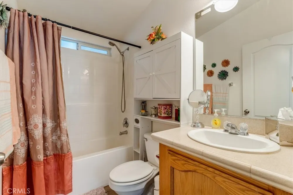 51 Quinta Court Paso Robles, CA 93446