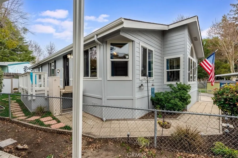 51 Quinta Court Paso Robles, CA 93446