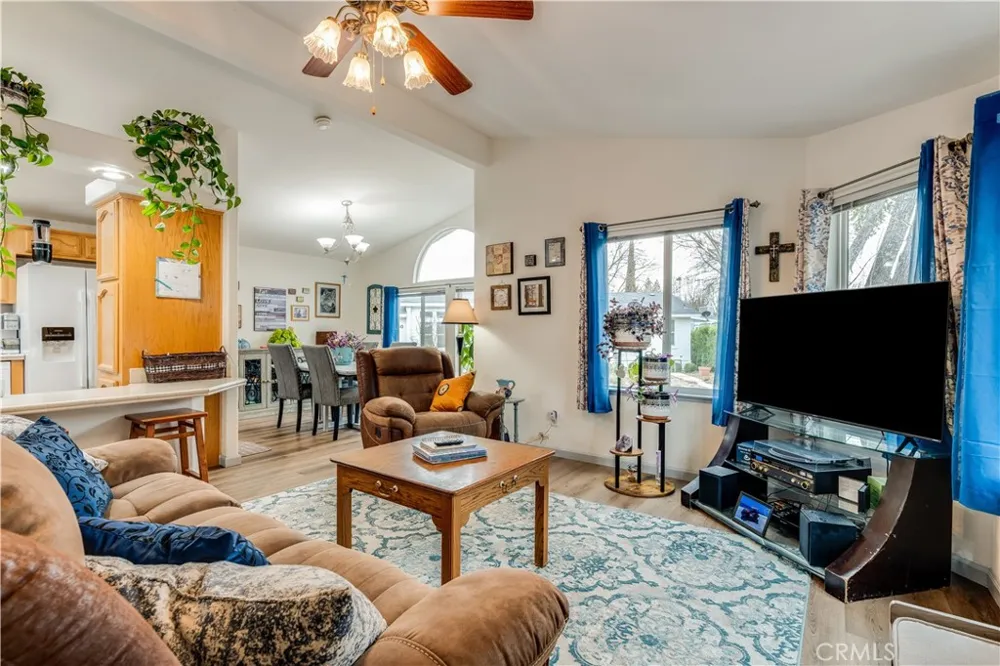 51 Quinta Court Paso Robles, CA 93446