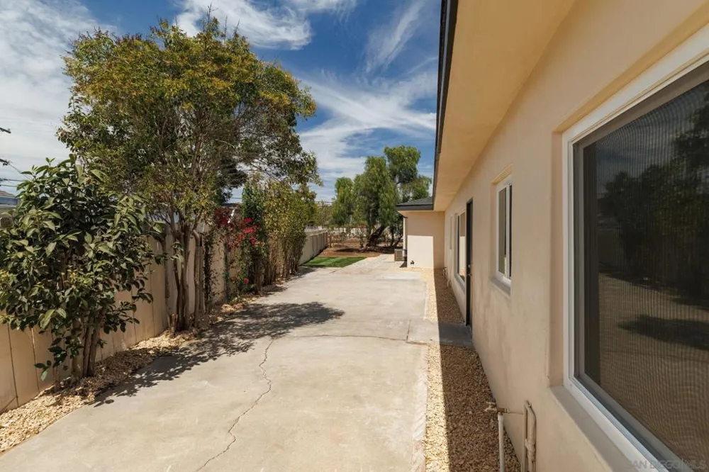 448 Brockton St El Cajon, CA 92020