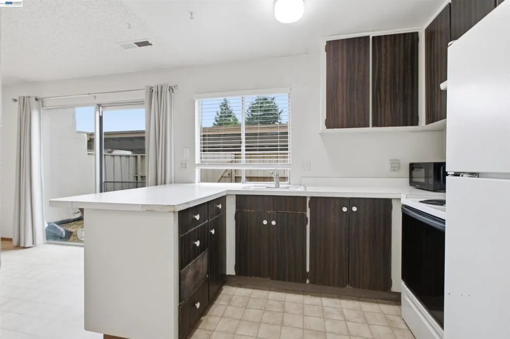 34644 Greenstone Cmn Fremont, CA 94555