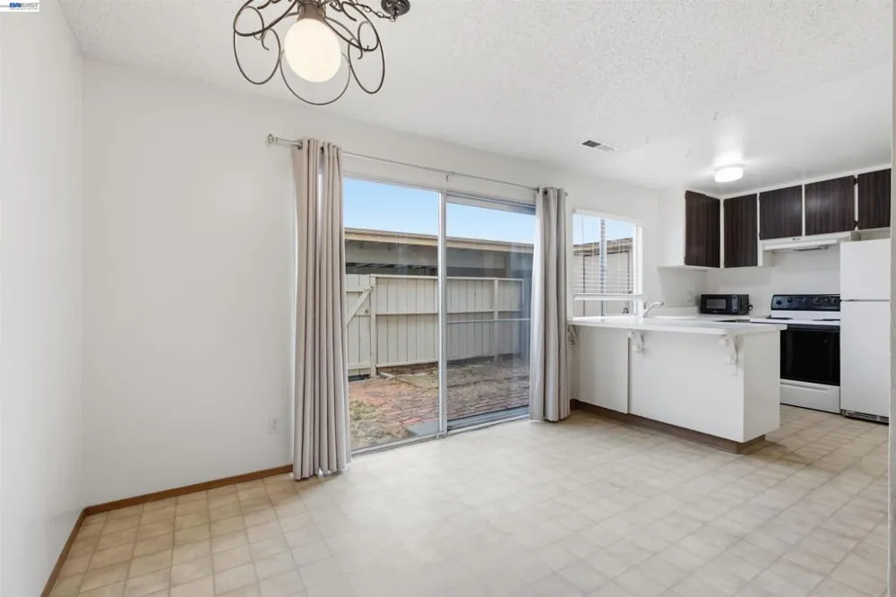 34644 Greenstone Cmn Fremont, CA 94555