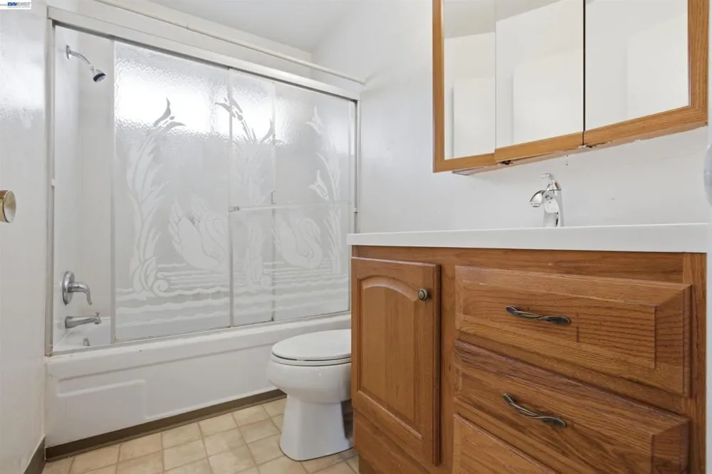 34644 Greenstone Cmn Fremont, CA 94555