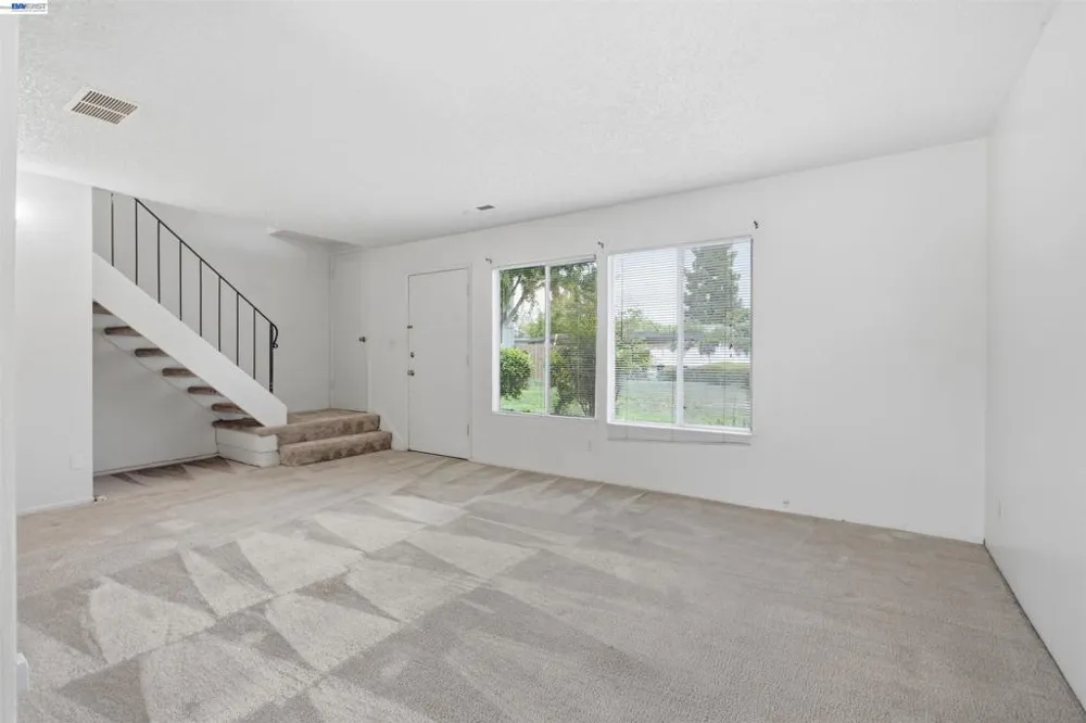 34644 Greenstone Cmn Fremont, CA 94555