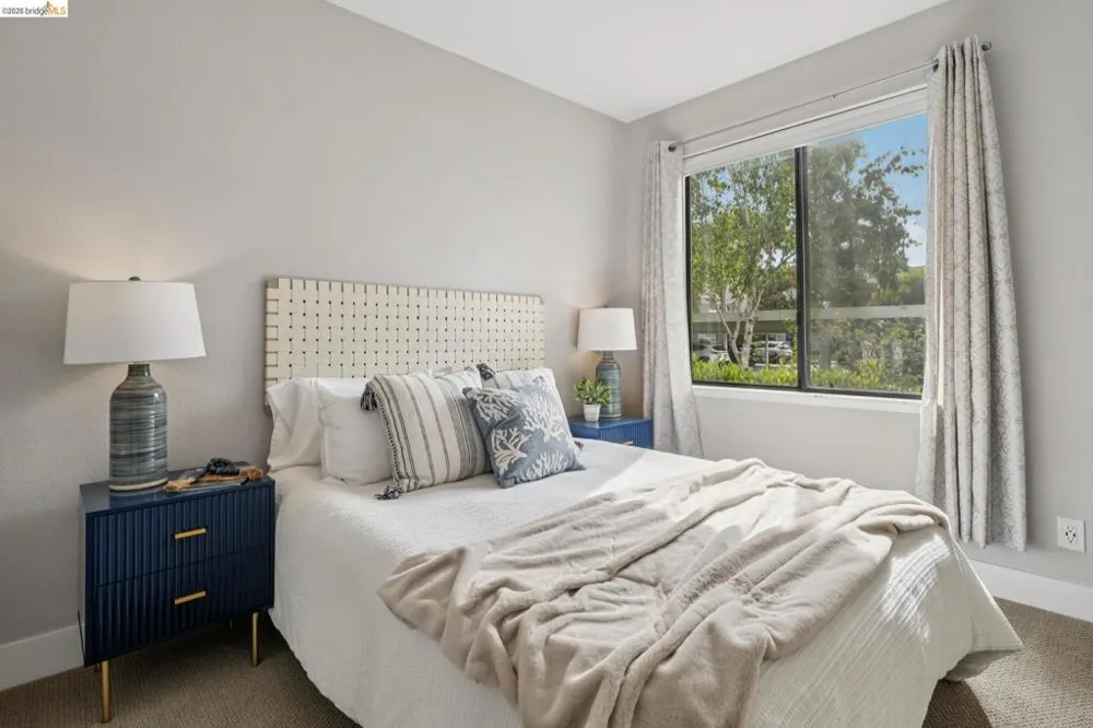 45 Schooner Ct Richmond, CA 94804