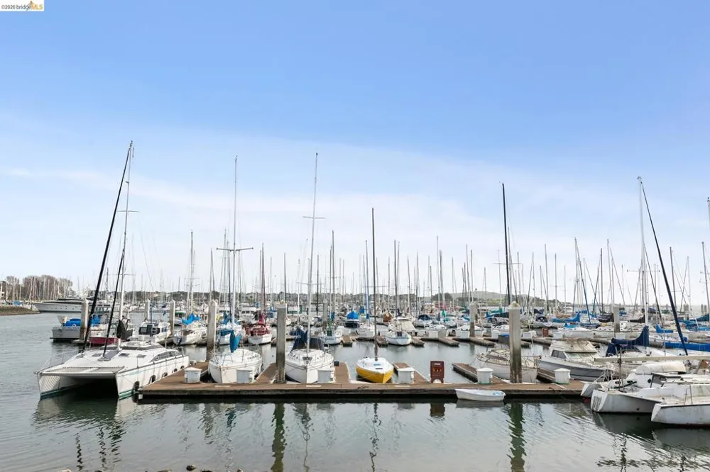 45 Schooner Ct Richmond, CA 94804