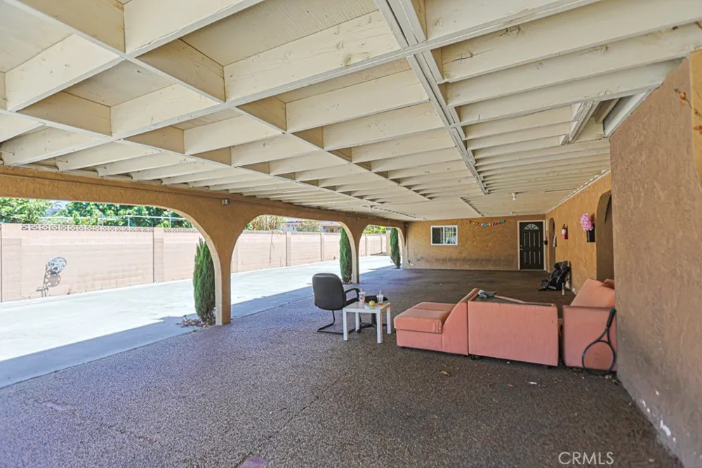11602 Lampson Garden Grove, CA 92840