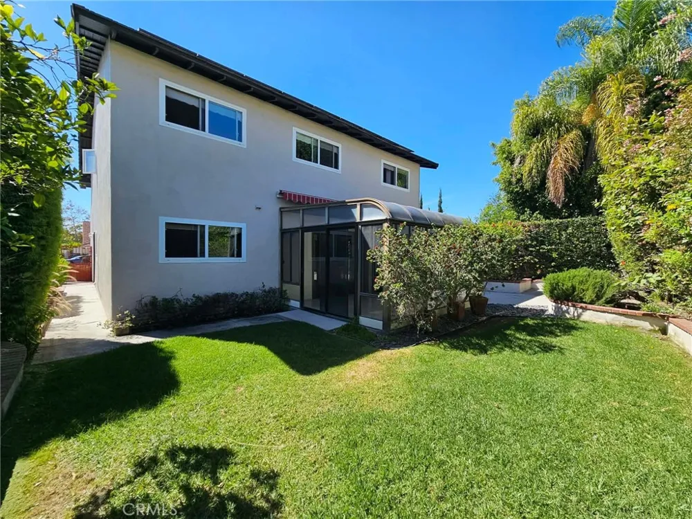 17110 Los Robles Fountain Valley, CA 92708