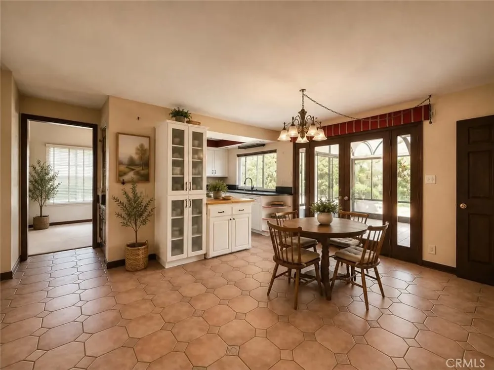 17110 Los Robles Fountain Valley, CA 92708
