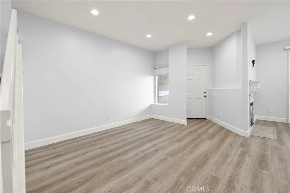 2295 Indigo Hills #4 Corona, CA 92879