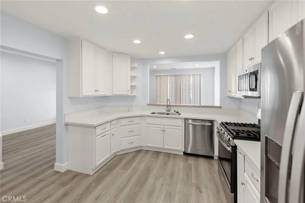 2295 Indigo Hills #4 Corona, CA 92879