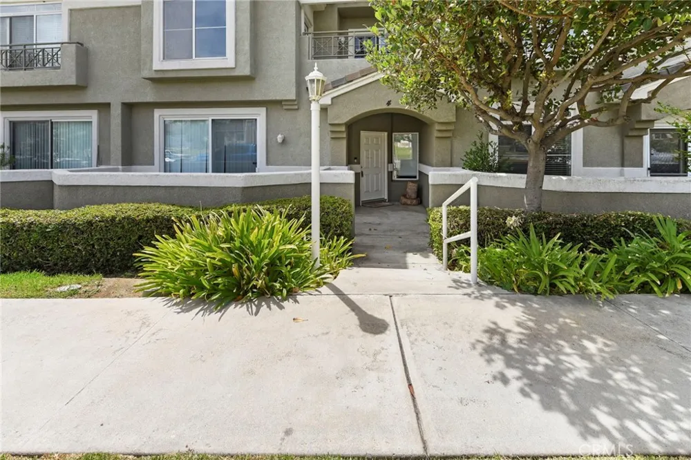 2295 Indigo Hills #4 Corona, CA 92879