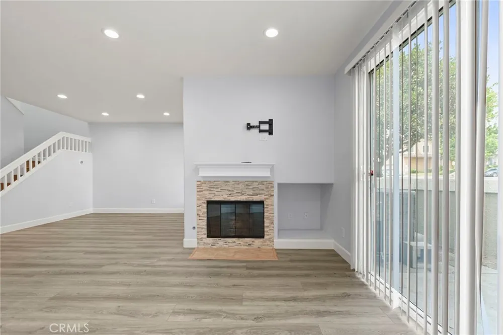 2295 Indigo Hills #4 Corona, CA 92879