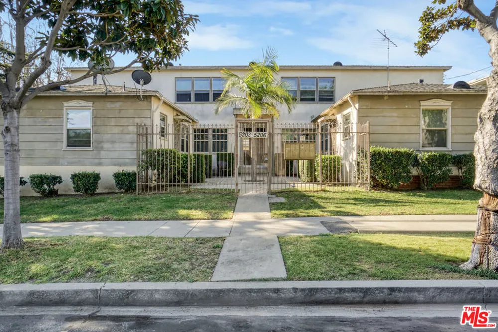 5202 Knowlton Street Los Angeles, CA 90045