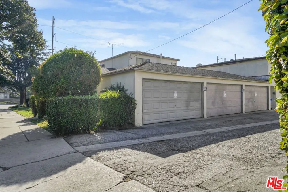 5202 Knowlton Street Los Angeles, CA 90045