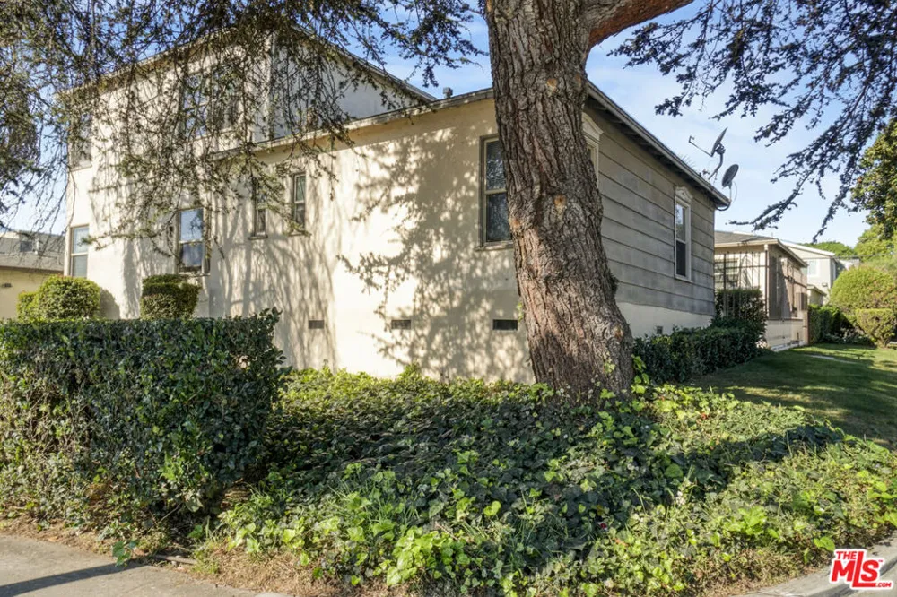 5202 Knowlton Street Los Angeles, CA 90045