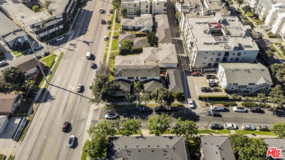 5202 Knowlton Street Los Angeles, CA 90045