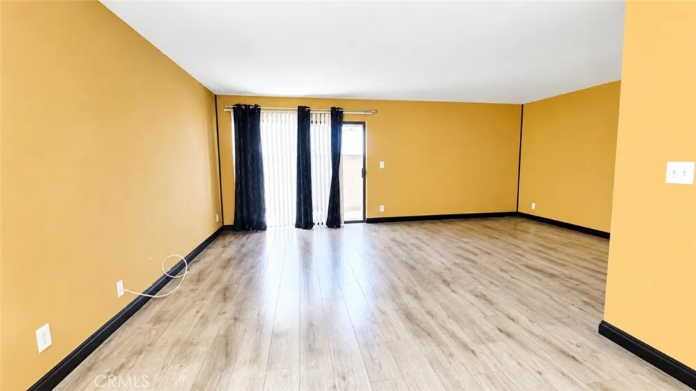 946 W 220th Torrance, CA 90502