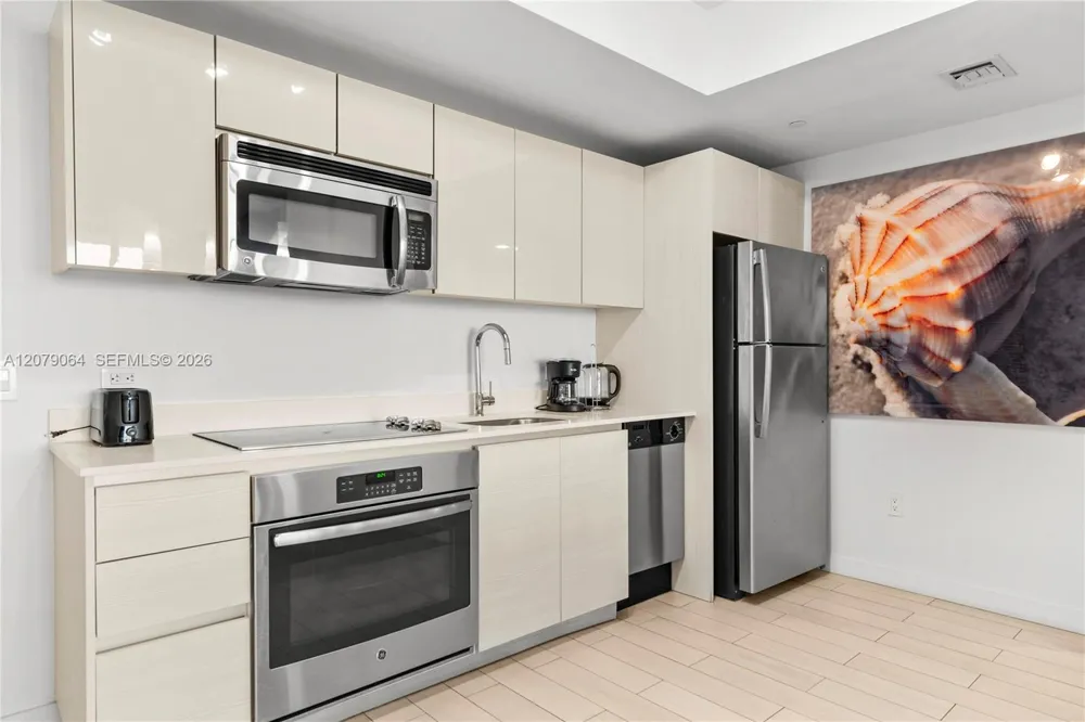 2602 E Hallandale Beach Blvd #R1806 Hallandale Beach, FL 33009
