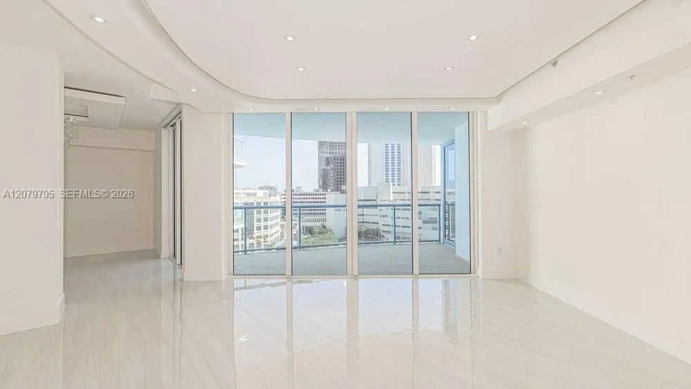 333 Las Olas Way #1204 Fort Lauderdale, FL 33301