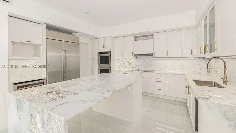 333 Las Olas Way #1204 Fort Lauderdale, FL 33301