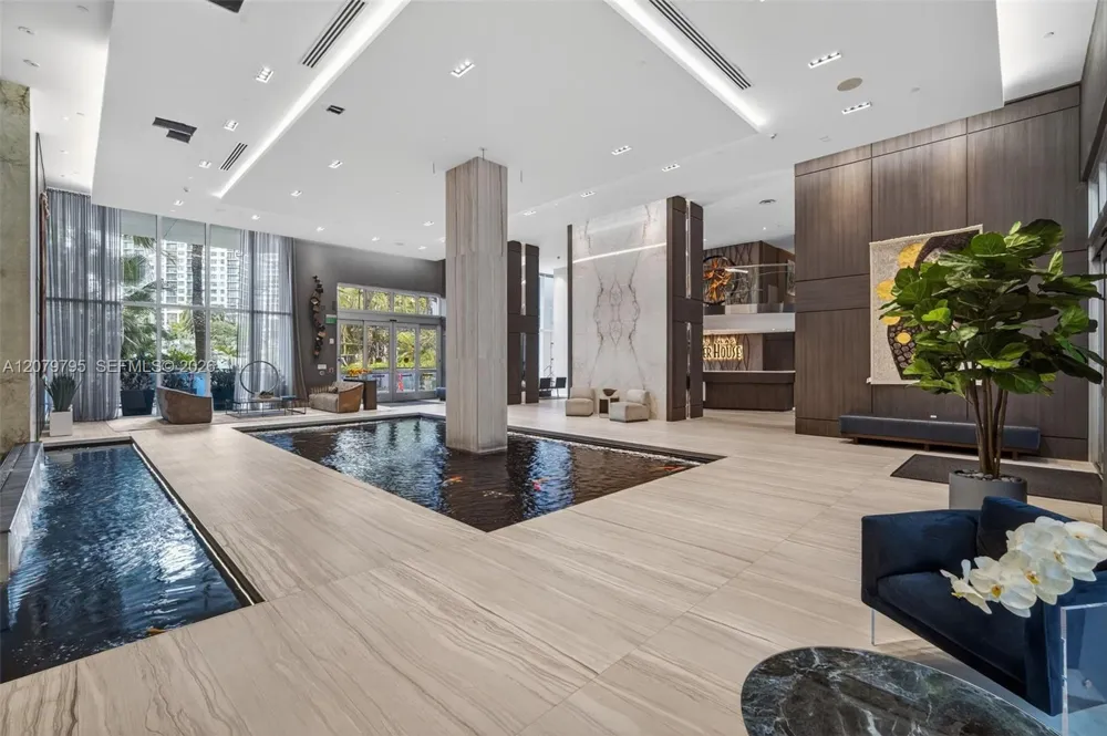 333 Las Olas Way #1204 Fort Lauderdale, FL 33301