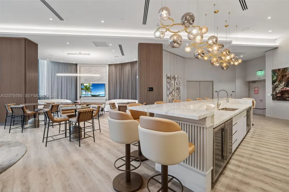 333 Las Olas Way #1204 Fort Lauderdale, FL 33301
