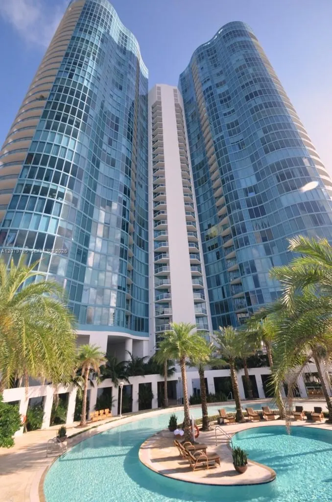 333 Las Olas Way #1204 Fort Lauderdale, FL 33301