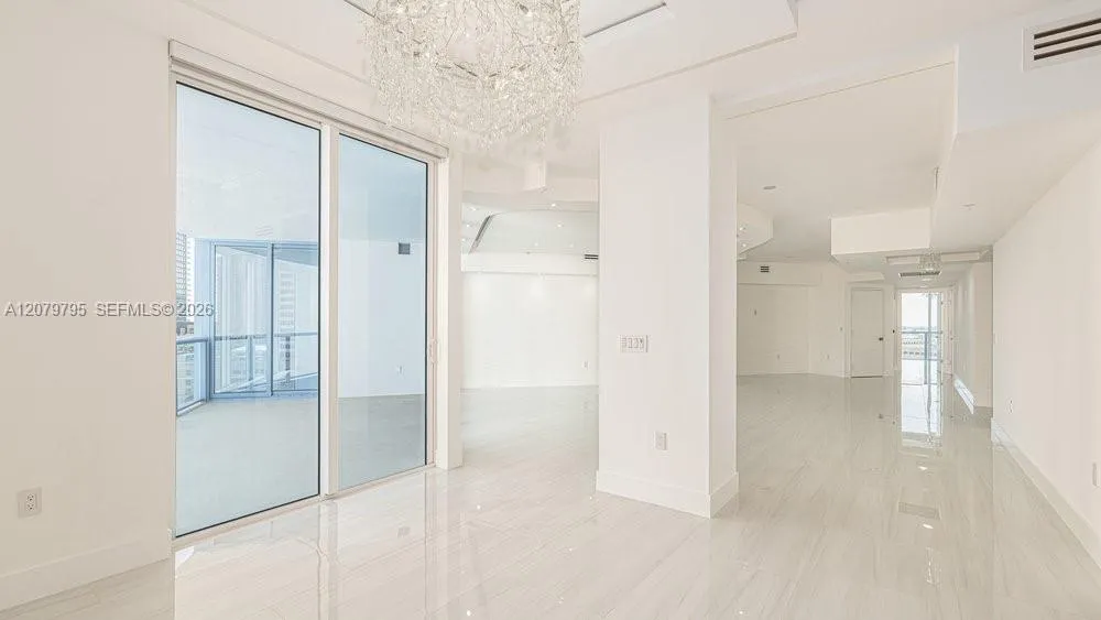 333 Las Olas Way #1204 Fort Lauderdale, FL 33301
