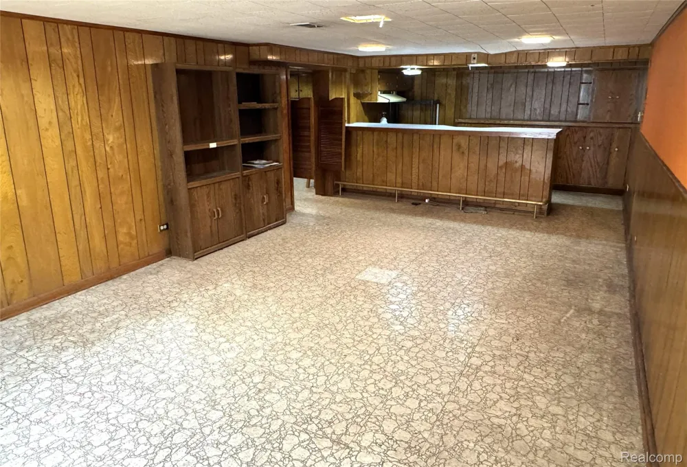 18947 Whitby Street Livonia City, MI 48152