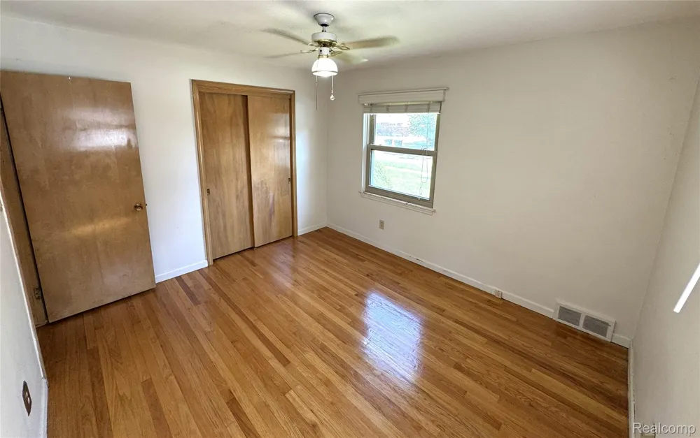 18947 Whitby Street Livonia City, MI 48152