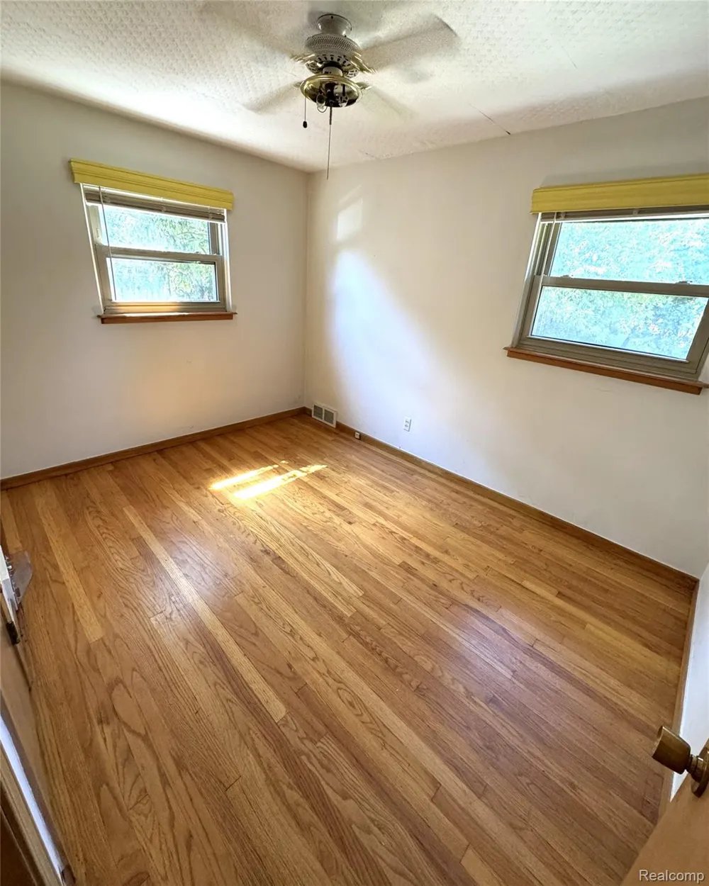 18947 Whitby Street Livonia City, MI 48152
