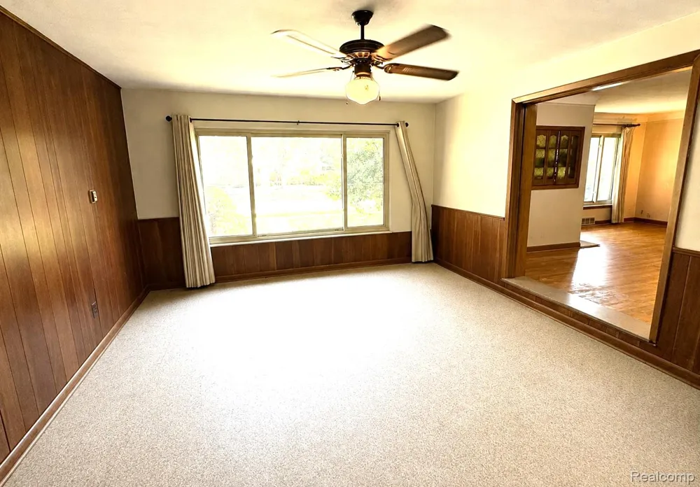 18947 Whitby Street Livonia City, MI 48152
