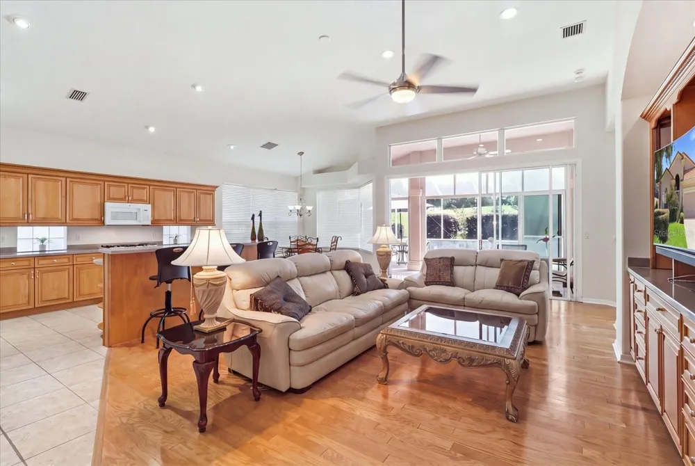 1821 GIBSON POINT Hernando, FL 34442
