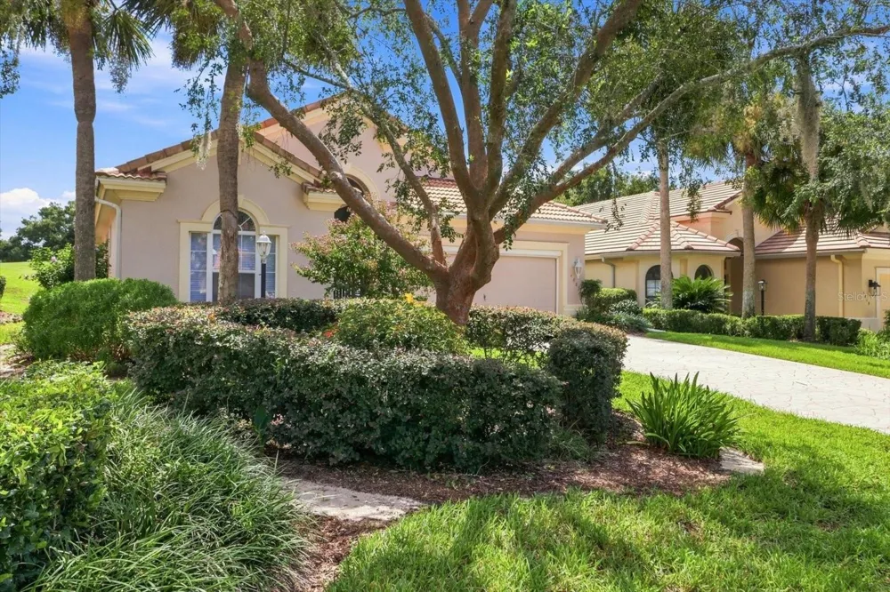 1821 GIBSON POINT Hernando, FL 34442