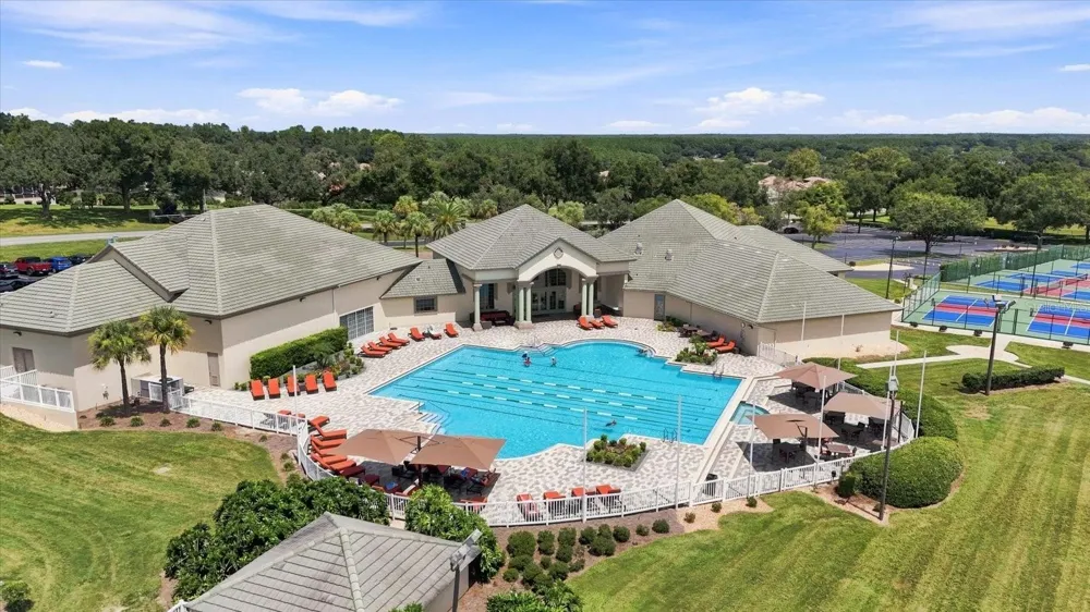 1821 GIBSON POINT Hernando, FL 34442