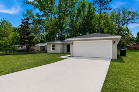 5894 NW 63RD PLACE