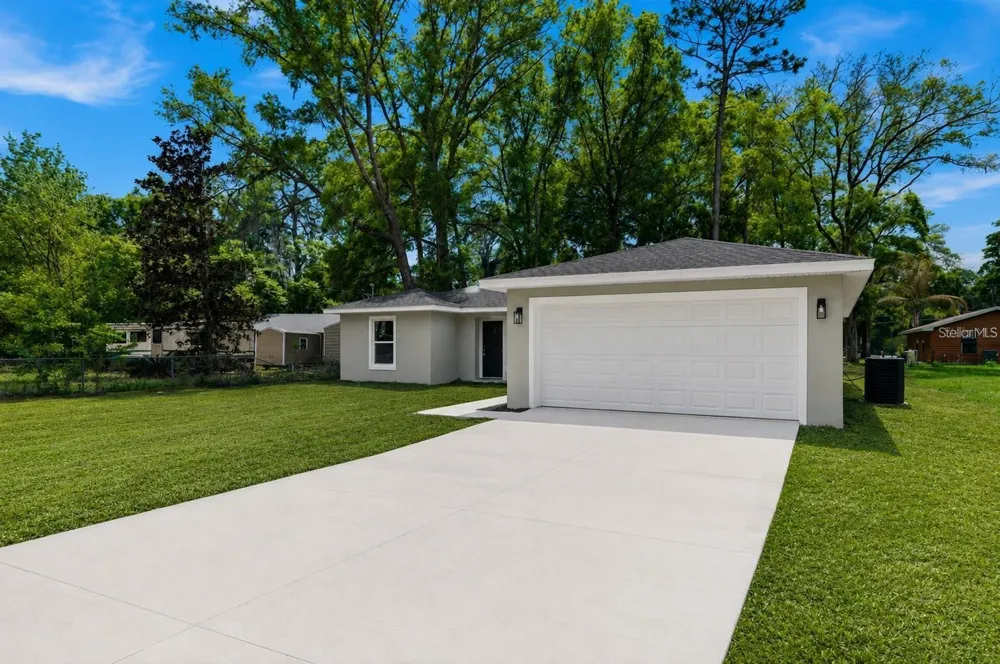 5894 NW 63RD PLACE ocala, FL 34482