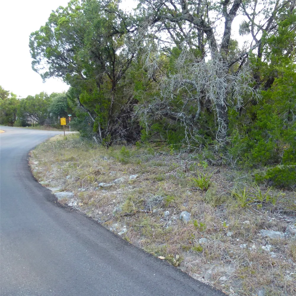6302 Deer Run Lago Vista, TX 78645