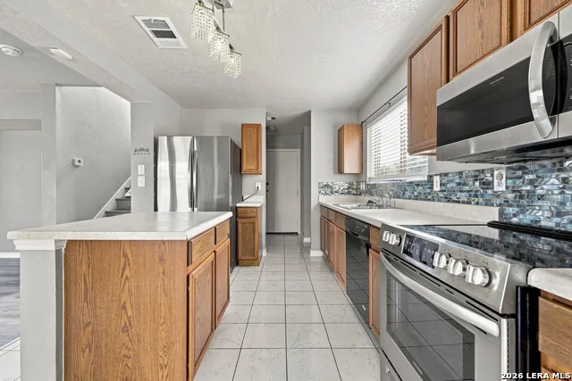 3003 GYPSY PT San Antonio, TX 78245