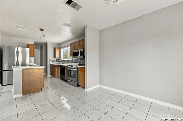3003 GYPSY PT San Antonio, TX 78245
