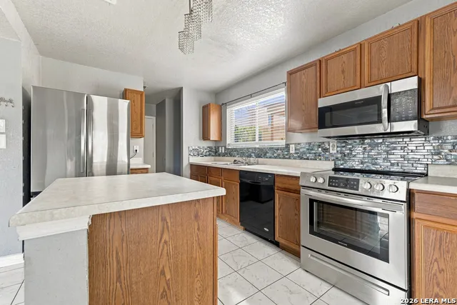 3003 GYPSY PT San Antonio, TX 78245